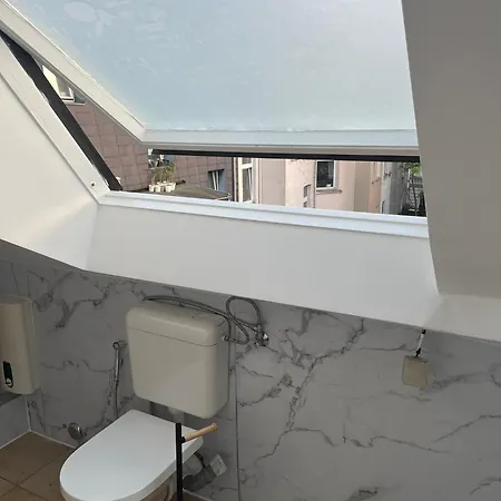 Vis-a-vis Komfort Dg-wohnung شقة وبرتال