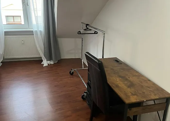 Vis-a-vis Komfort Dg-wohnung *